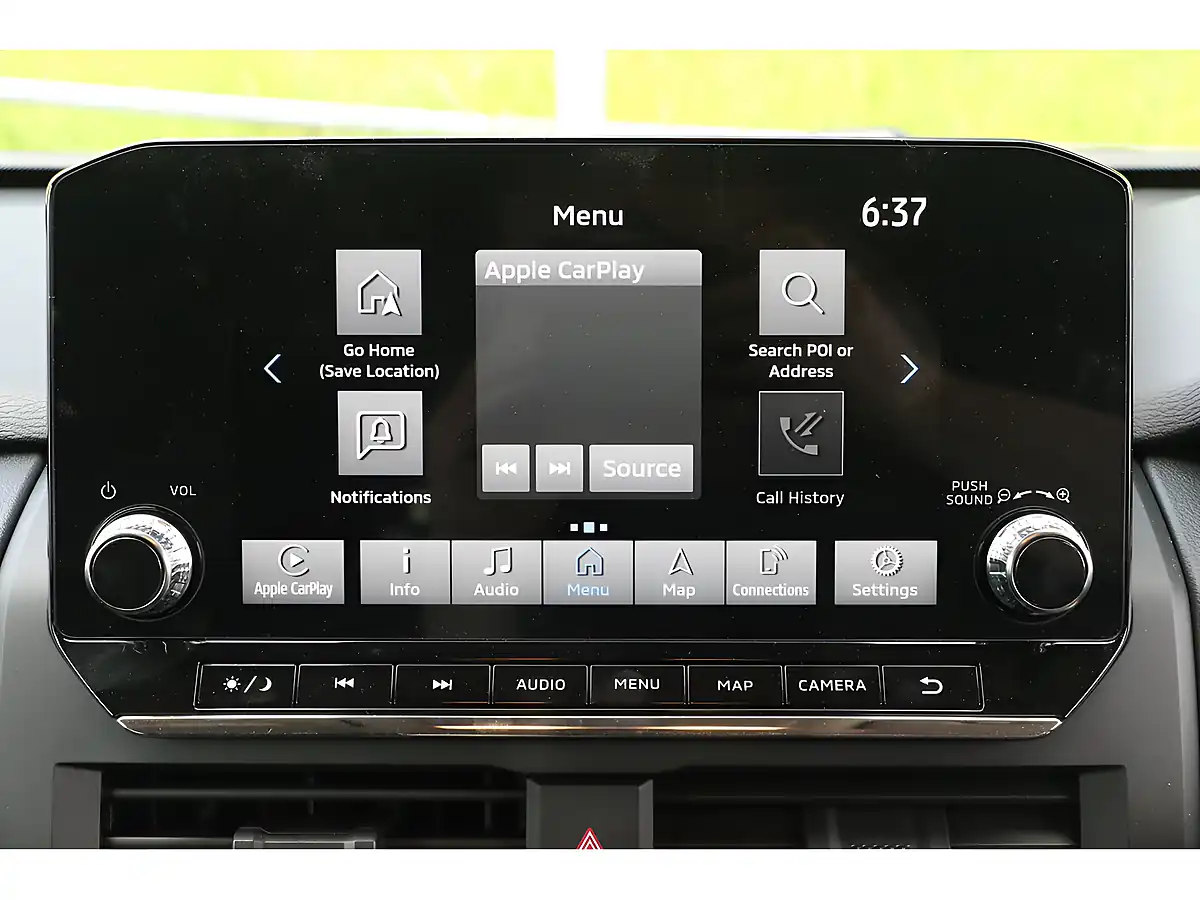 Used 2026 Mitsubishi L200 Titan Silver - Interior and Exterior details 9