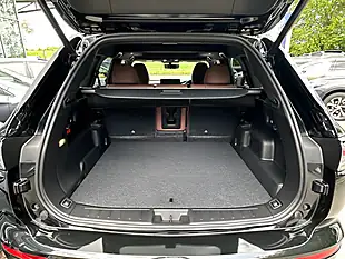Used 2026 Mitsubishi Outlander Diamond Black - Interior and Exterior details 13