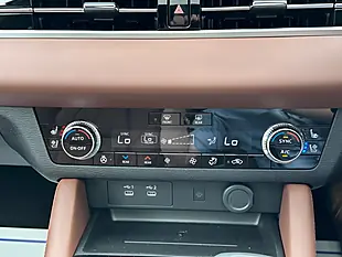 Used 2026 Mitsubishi Outlander Diamond - Interior and Exterior details 17