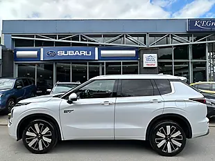 Used 2026 Mitsubishi Outlander Diamond - Interior and Exterior details 2