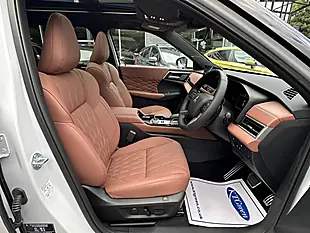 Used 2026 Mitsubishi Outlander Diamond - Interior and Exterior details 7