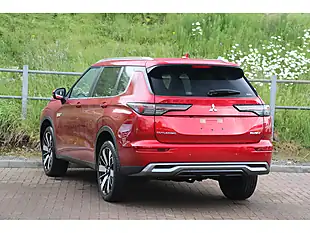 Used 2026 Mitsubishi Outlander Nativa - Interior and Exterior details 5