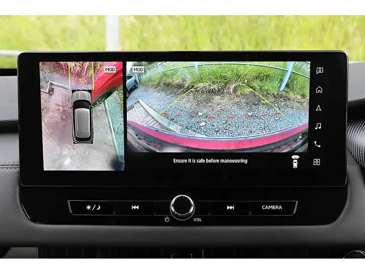 Used 2026 Mitsubishi Outlander Nativa - Interior and Exterior details 8