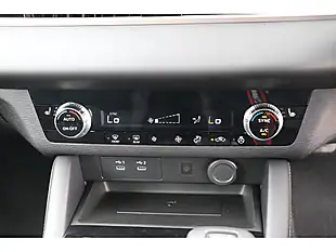 Used 2026 Mitsubishi Outlander Nativa - Interior and Exterior details 9