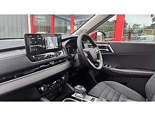 Used 2026 Mitsubishi Outlander Nativa - Interior and Exterior details 4