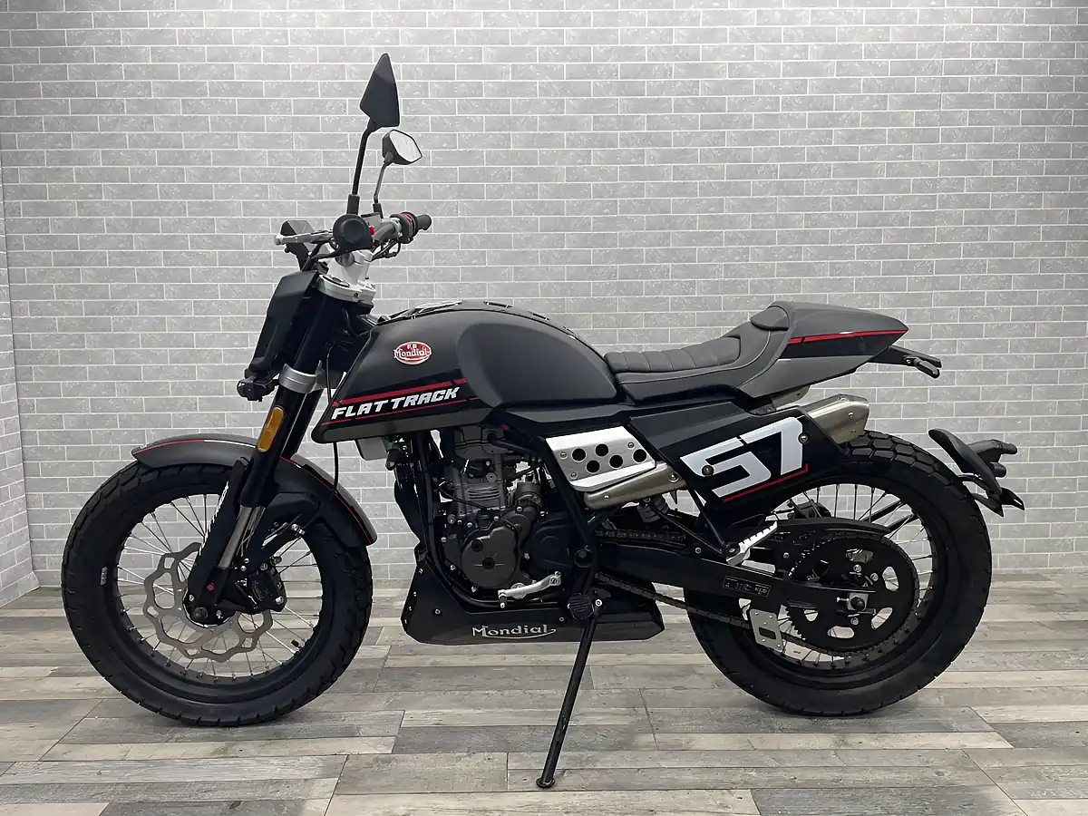 Used 2026 Mondial Flat Track 125 Black - Interior and Exterior details 10