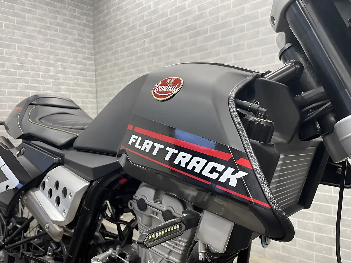 Used 2026 Mondial Flat Track 125 Black - Interior and Exterior details 8