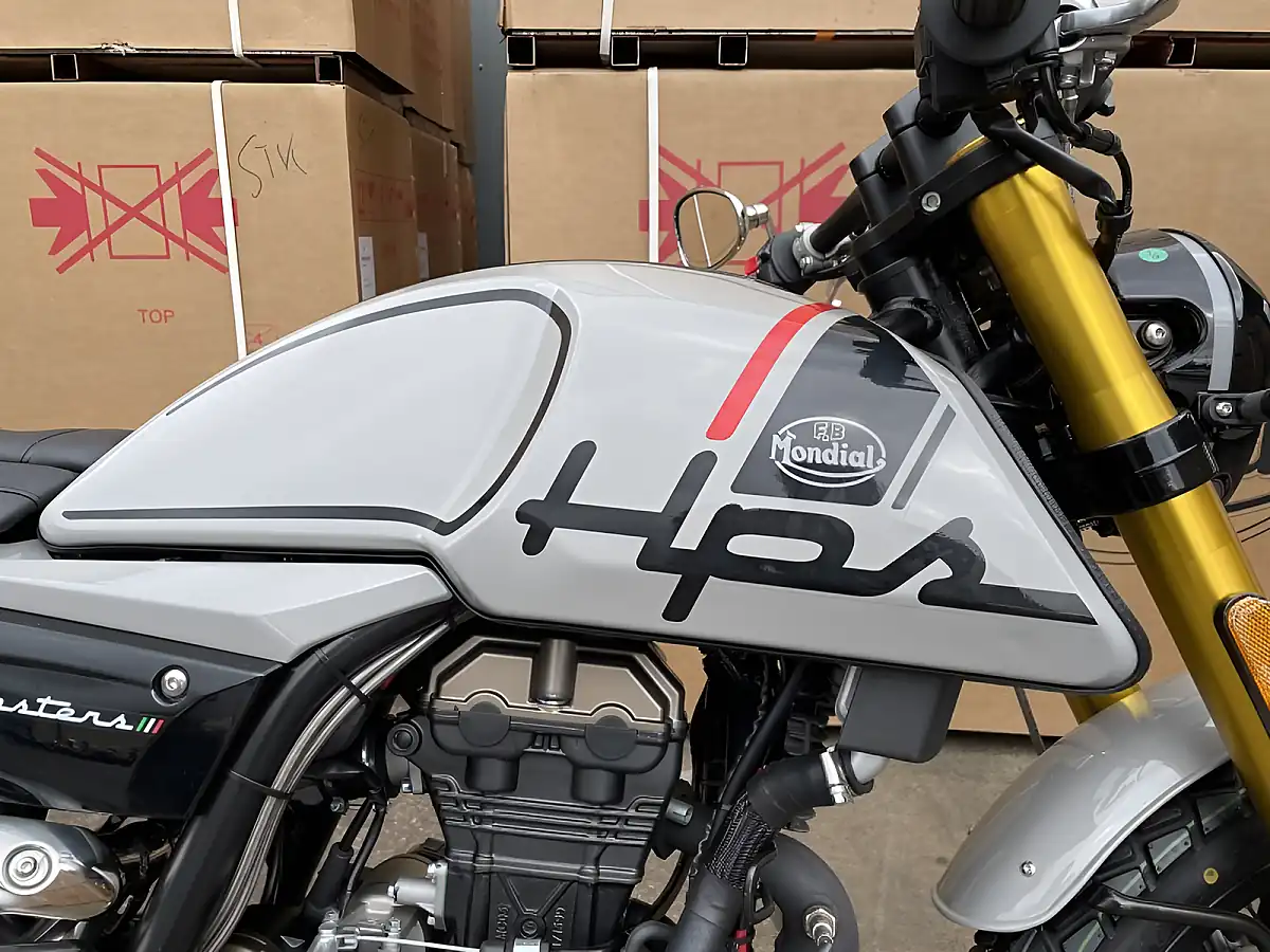 Used 2026 Mondial Hps Black - Interior and Exterior details 13