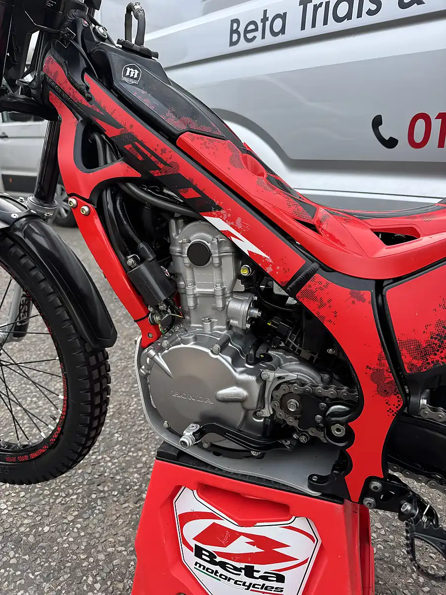 Used 2026 Montesa 4RT - Interior and Exterior details 13