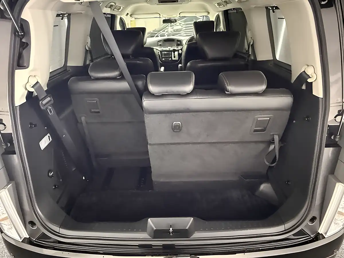 Used 2026 Nissan Elgrand Highway Star Black - Interior and Exterior details 14