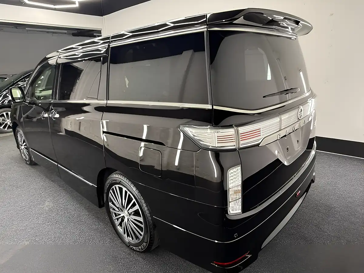 Used 2026 Nissan Elgrand Highway Star Black - Interior and Exterior details 18