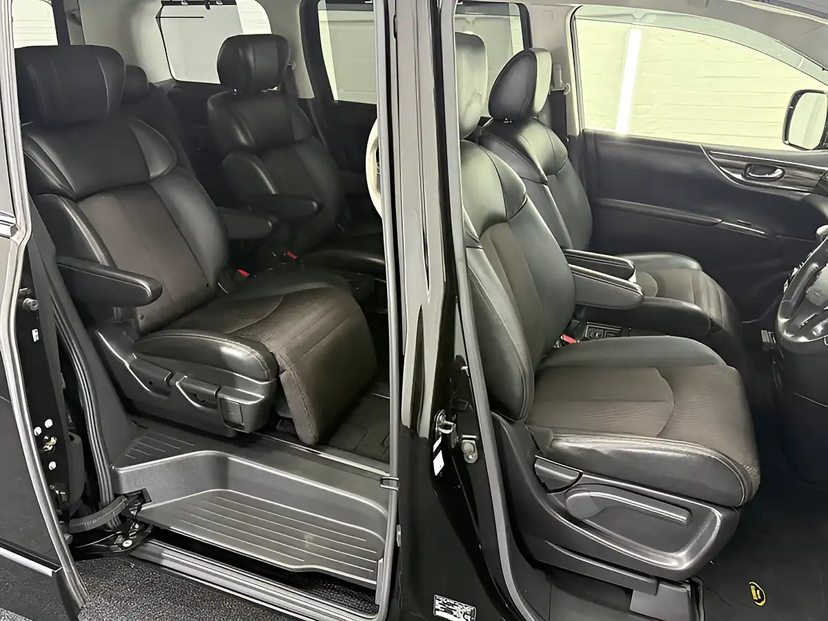 Used 2026 Nissan Elgrand Highway Star Black - Interior and Exterior details 19