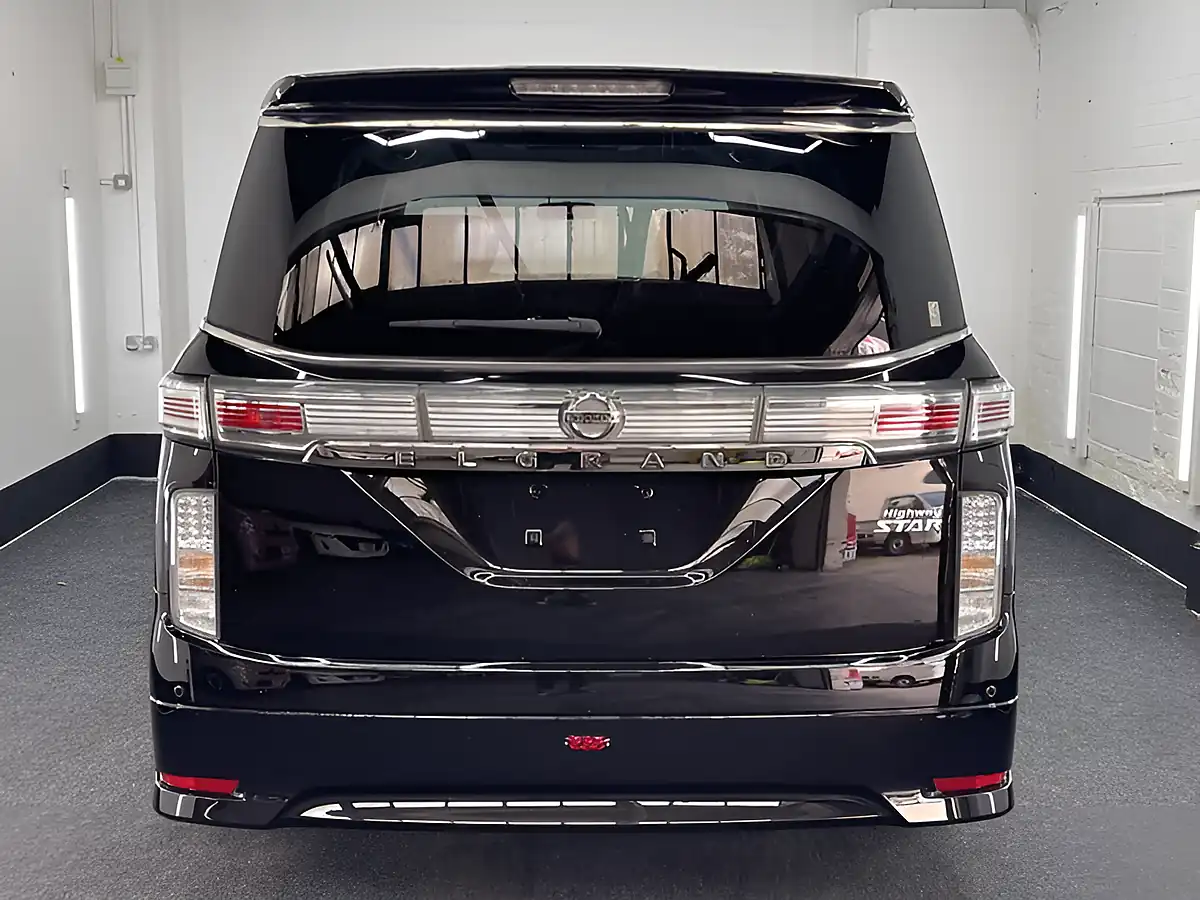 Used 2026 Nissan Elgrand Highway Star Black - Interior and Exterior details 8