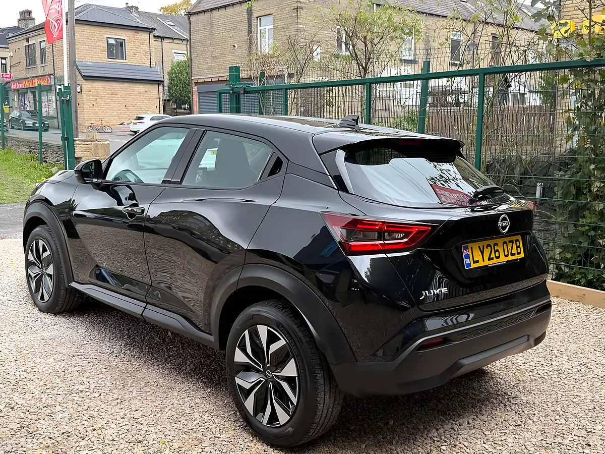 Used 2026 Nissan Juke Acenta Premium Black - Interior and Exterior details 9