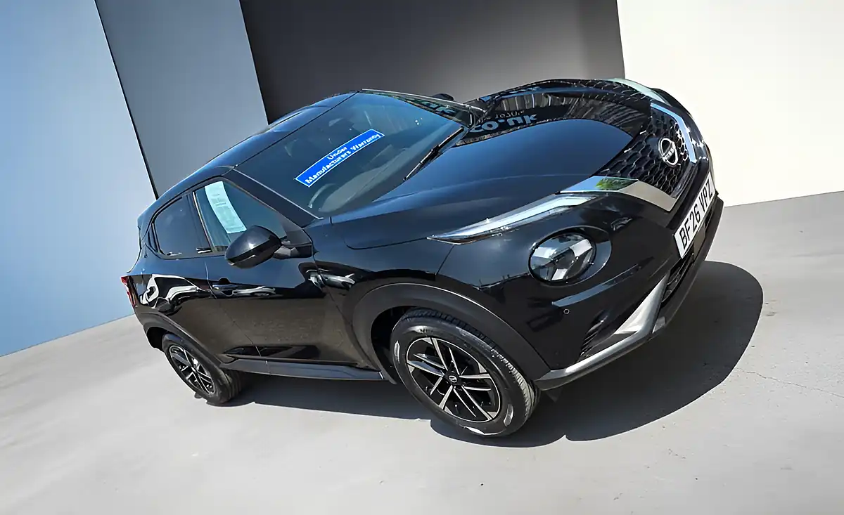 Used 2026 Nissan Juke N-Connecta Agate Black Metallic - Interior and Exterior details 8