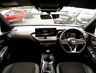 Used 2026 Nissan Juke N-Connecta Black - Interior and Exterior details 3
