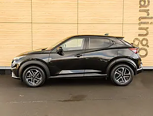Used 2026 Nissan Juke N-Connecta Black - Interior and Exterior details 9