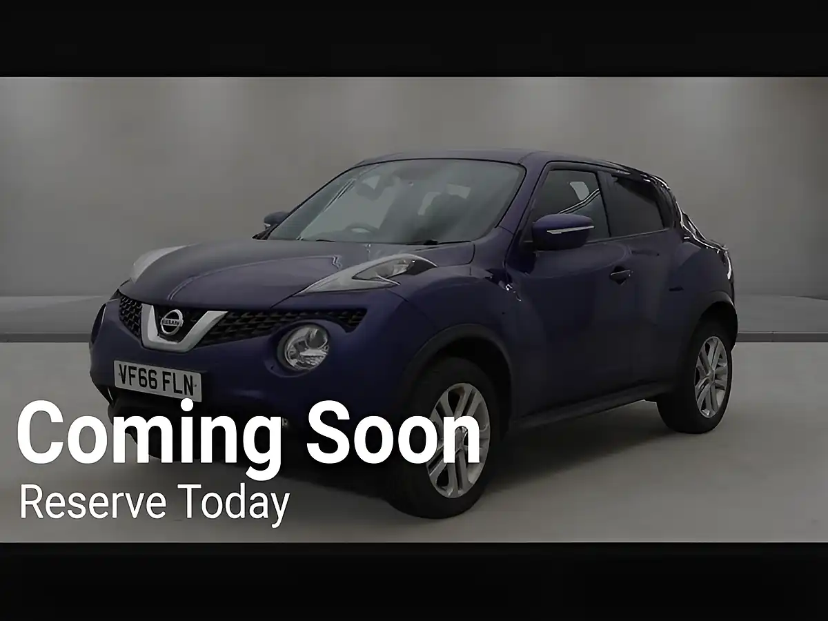Used 2026 Nissan Juke N-Connecta Blue - Front View
