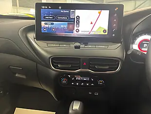 Used 2026 Nissan Juke N-Connecta Grey - Interior and Exterior details 13