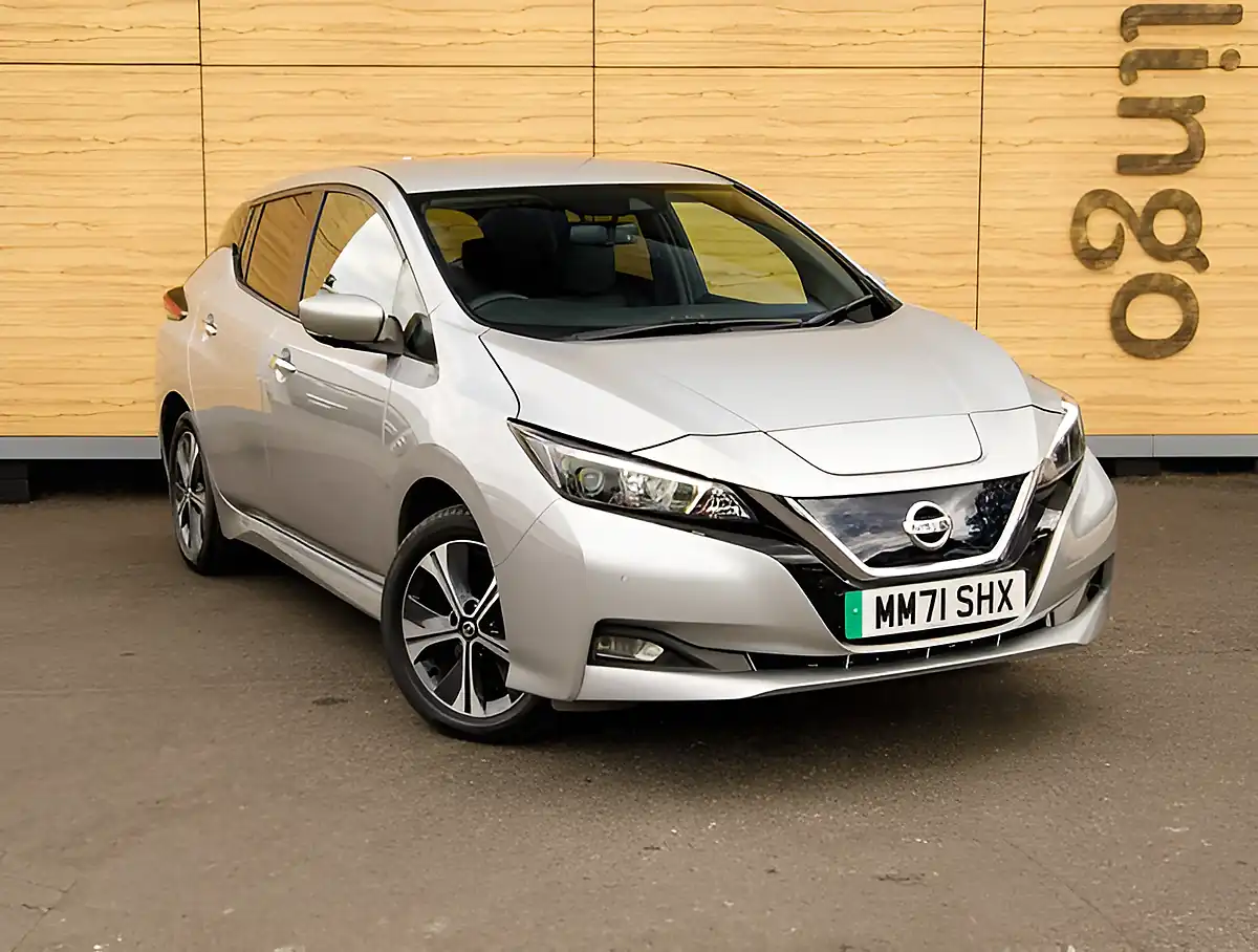 Used 2026 Nissan Leaf N-Connecta Silver - Front View