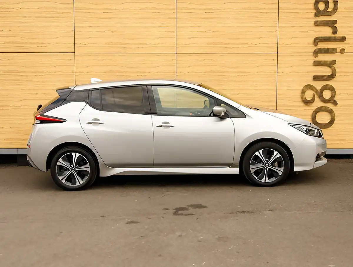 Used 2026 Nissan Leaf N-Connecta Silver - Interior and Exterior details 10
