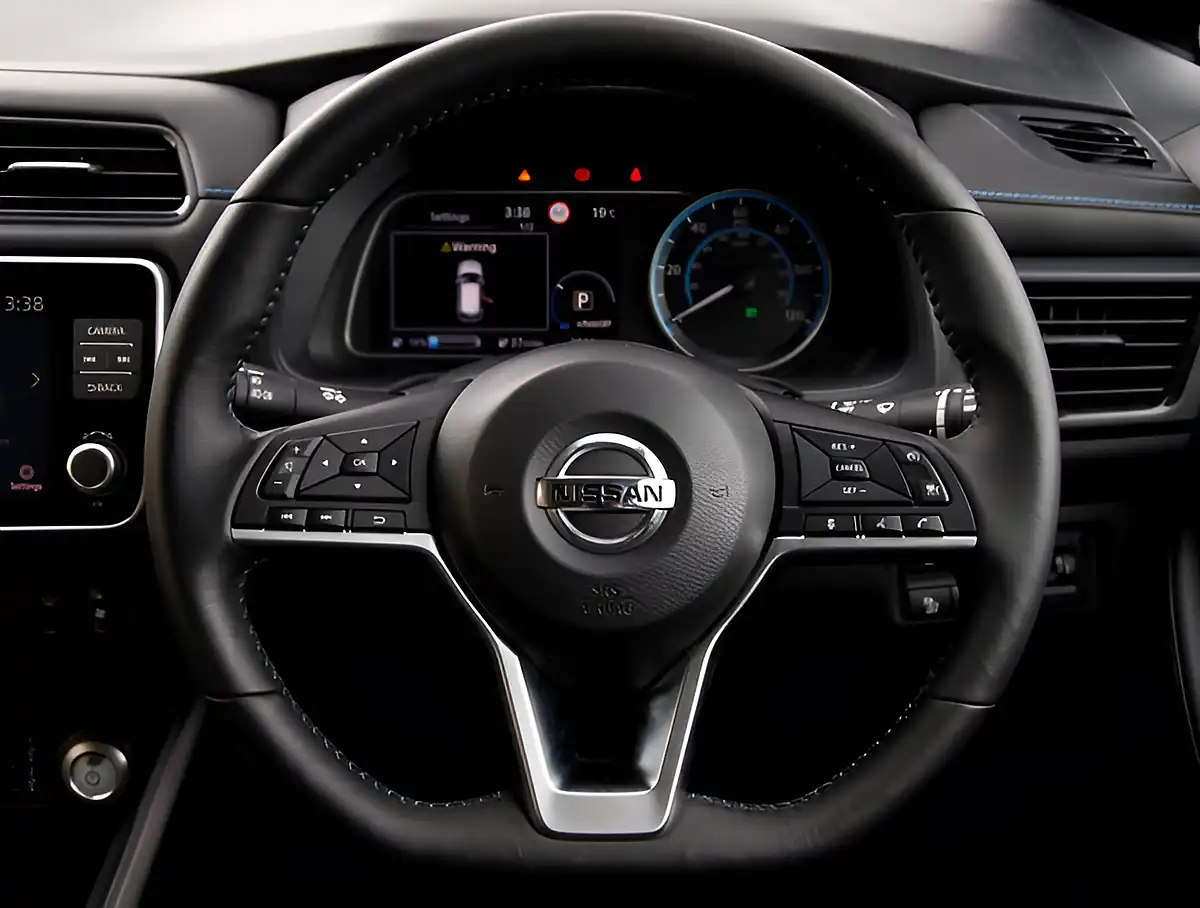 Used 2026 Nissan Leaf N-Connecta Silver - Interior and Exterior details 13