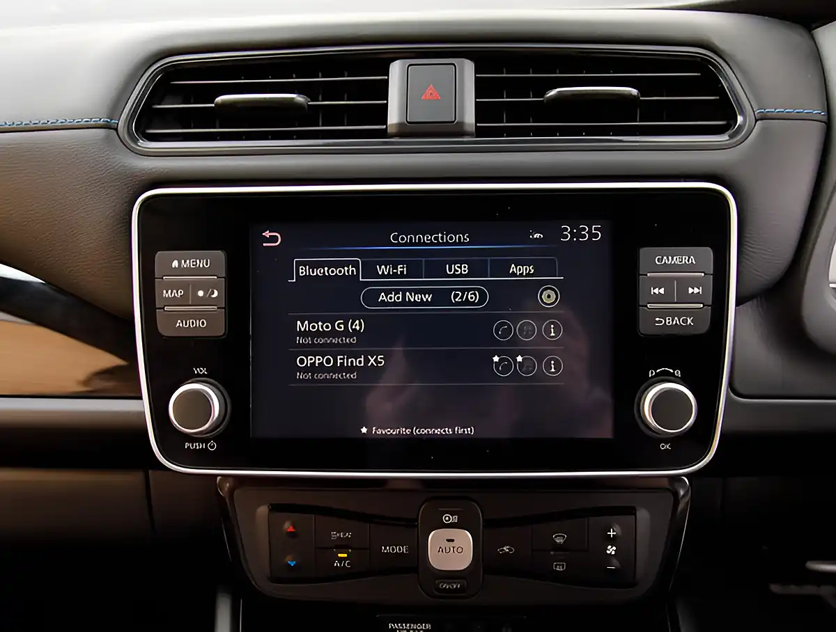 Used 2026 Nissan Leaf N-Connecta Silver - Interior and Exterior details 16