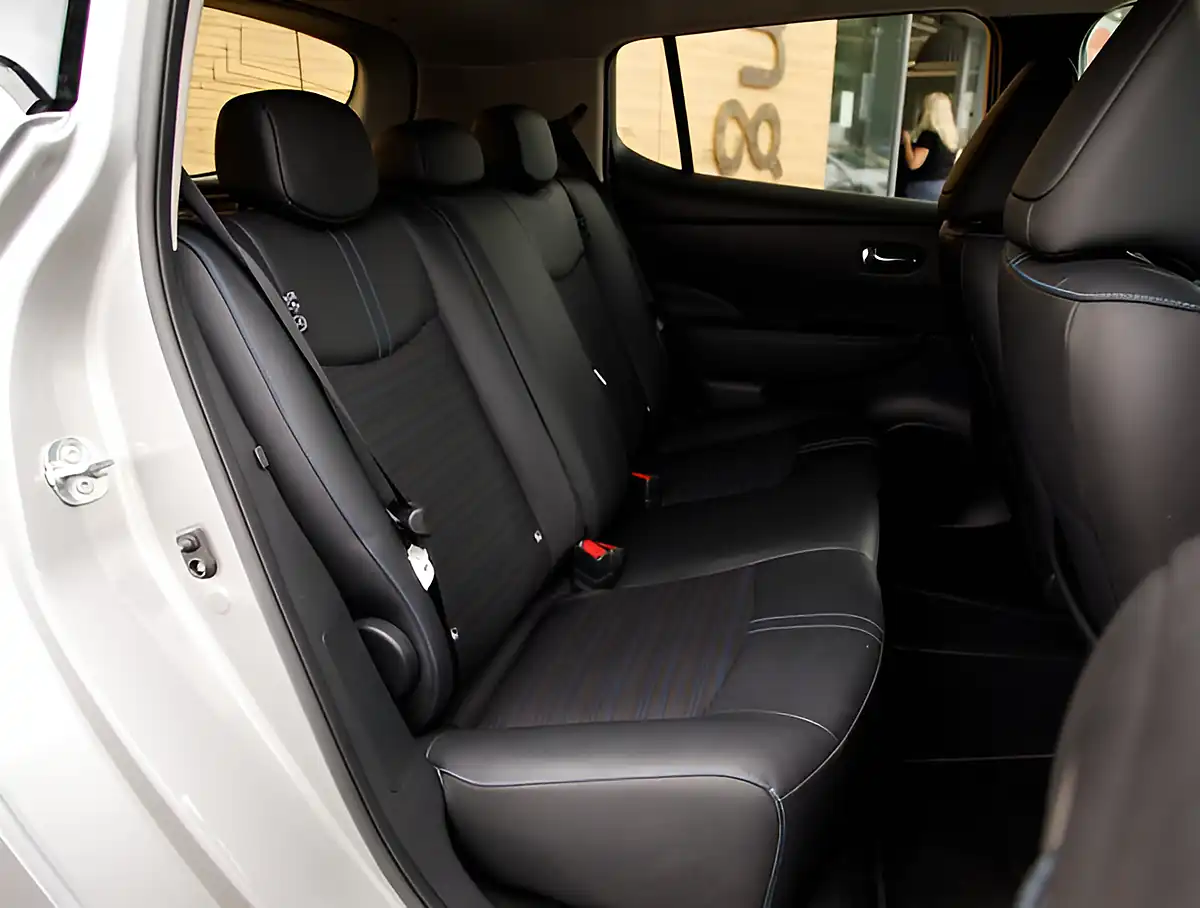 Used 2026 Nissan Leaf N-Connecta Silver - Interior and Exterior details 19