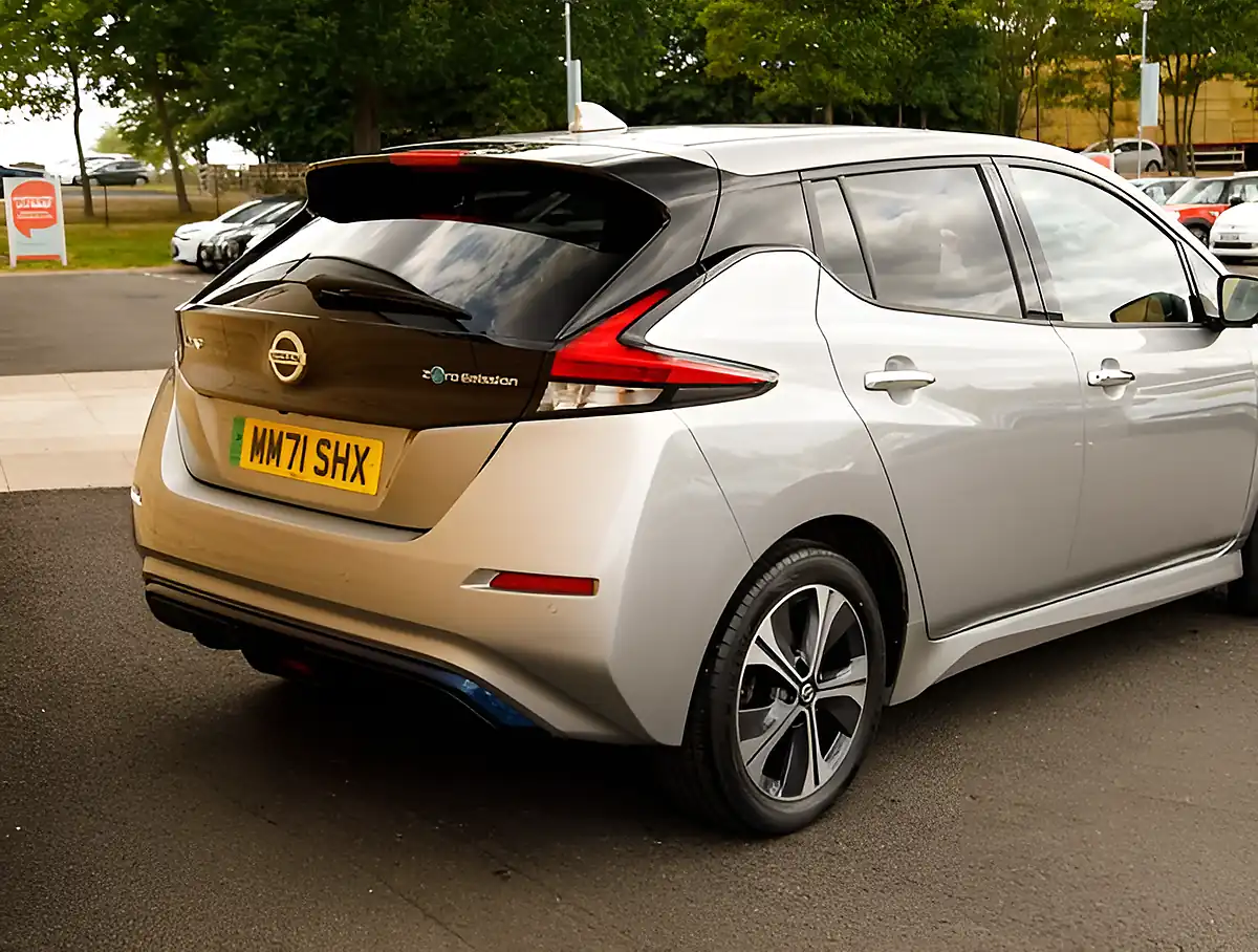 Used 2026 Nissan Leaf N-Connecta Silver - Interior and Exterior details 8