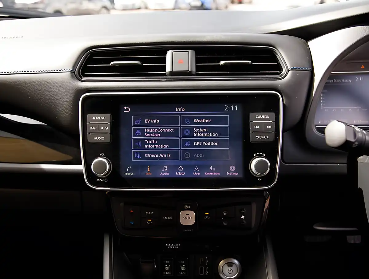 Used 2026 Nissan Leaf Tekna Black - Interior and Exterior details 15