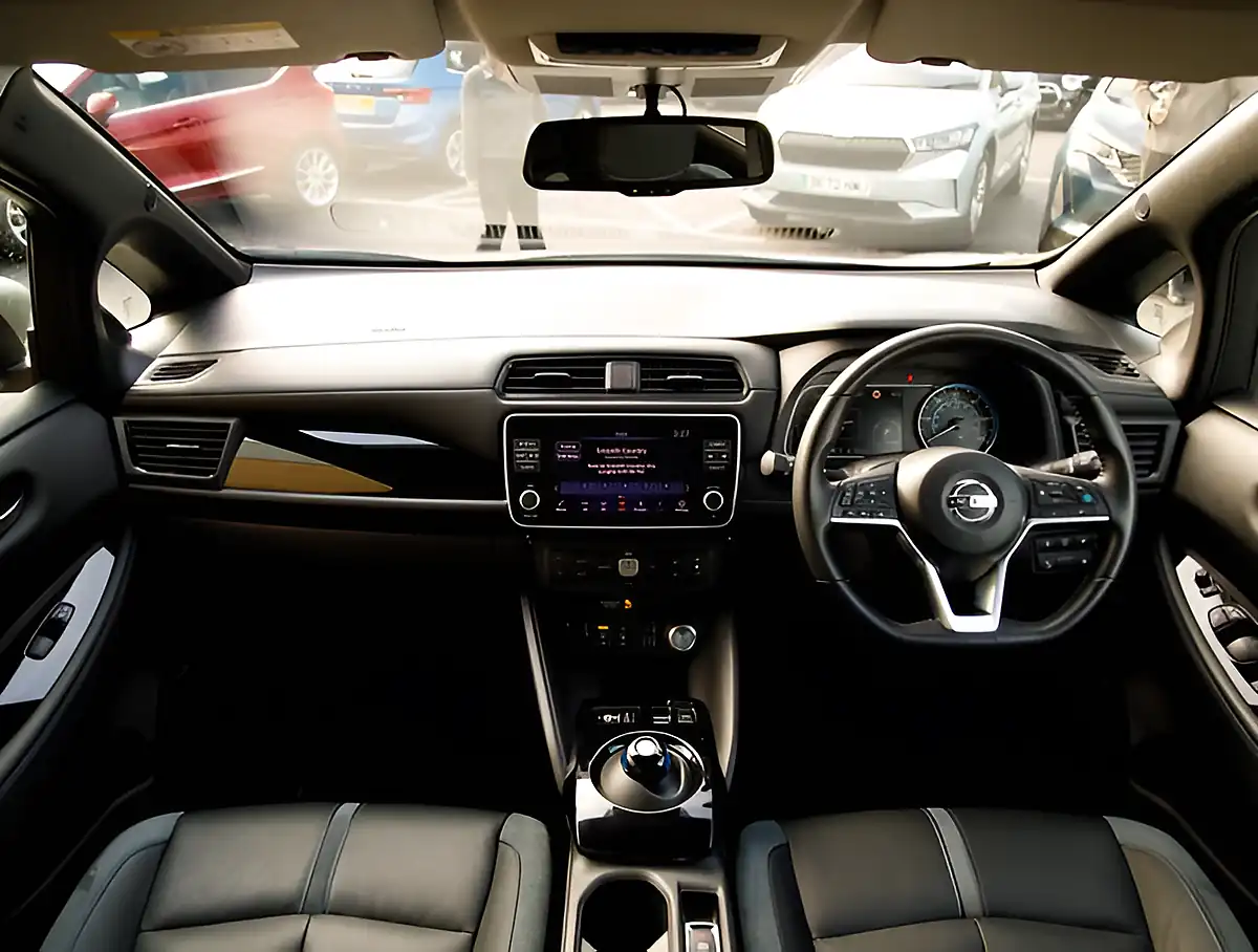 Used 2026 Nissan Leaf Tekna Silver - Interior and Exterior details 3