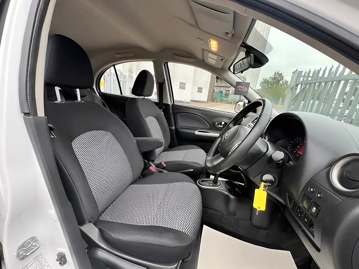 Used 2026 Nissan Micra Acenta White - Interior and Exterior details 13