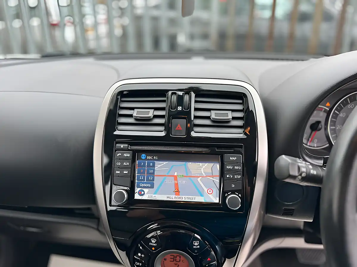 Used 2026 Nissan Micra Acenta White - Interior and Exterior details 15