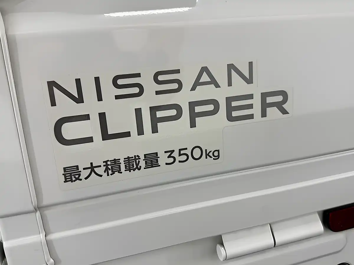 Used 2026 Nissan NT100 Clipper Dx 4WD White - Interior and Exterior details 11
