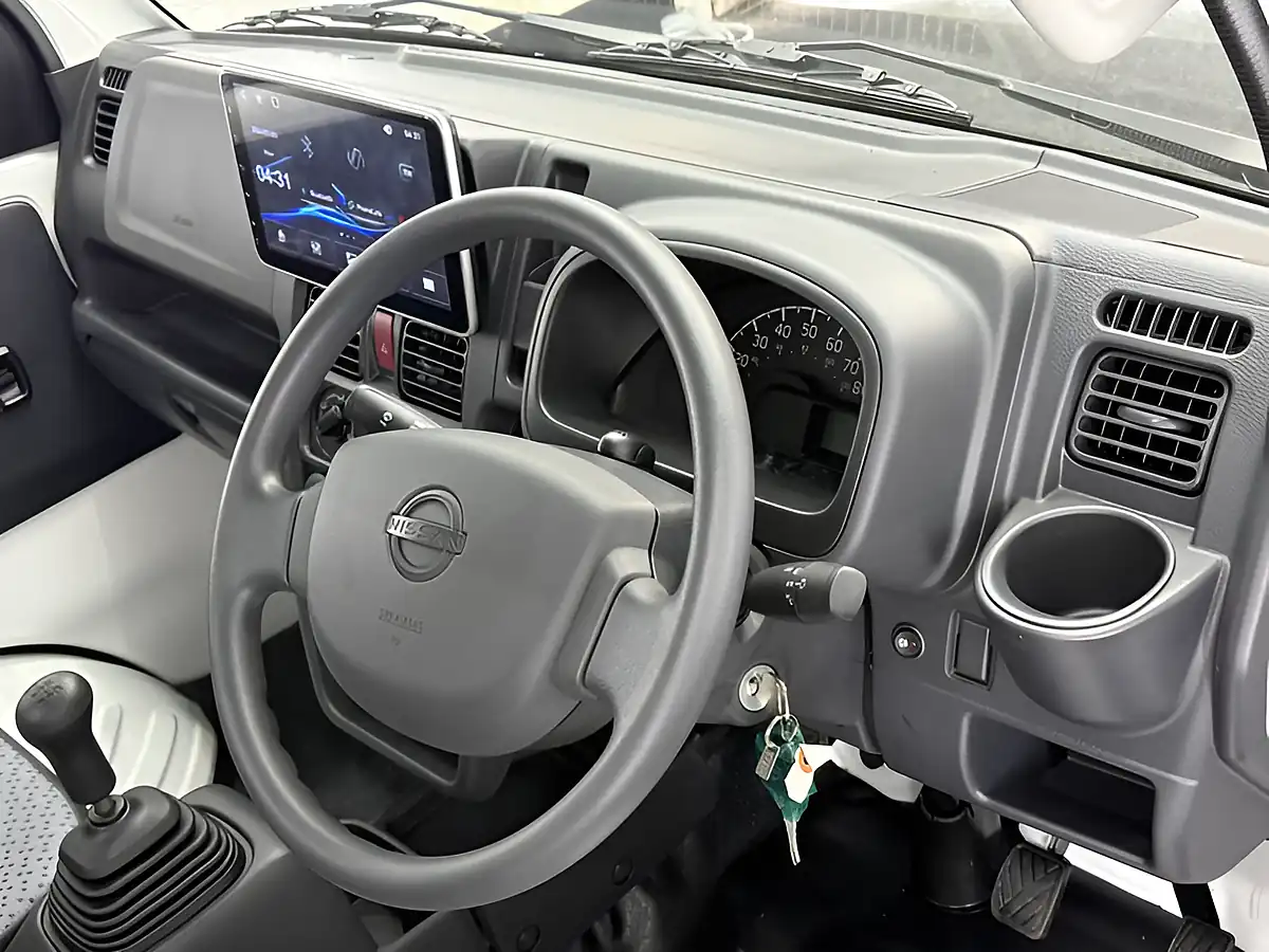 Used 2026 Nissan NT100 Clipper Dx 4WD White - Interior and Exterior details 13
