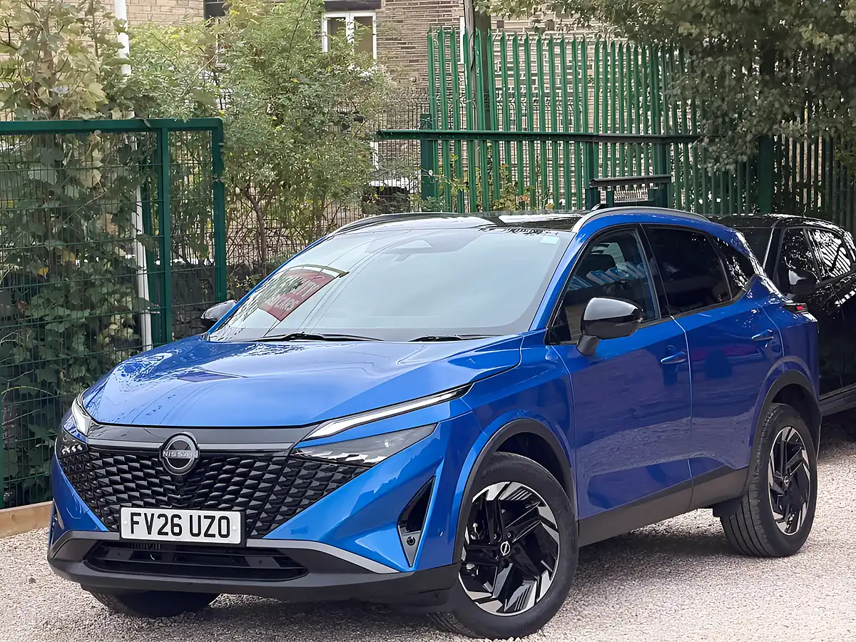 Used 2026 Nissan Qashqai N-Connecta Blue - Interior and Exterior details 3