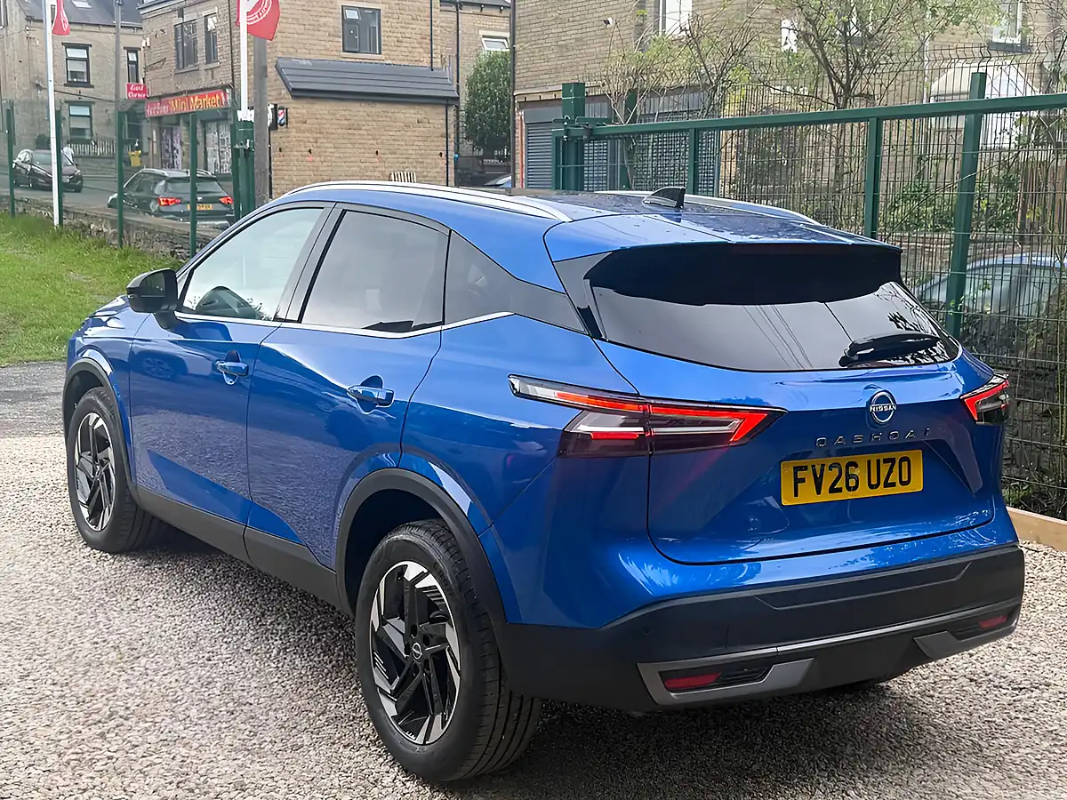 Used 2026 Nissan Qashqai N-Connecta Blue - Interior and Exterior details 5