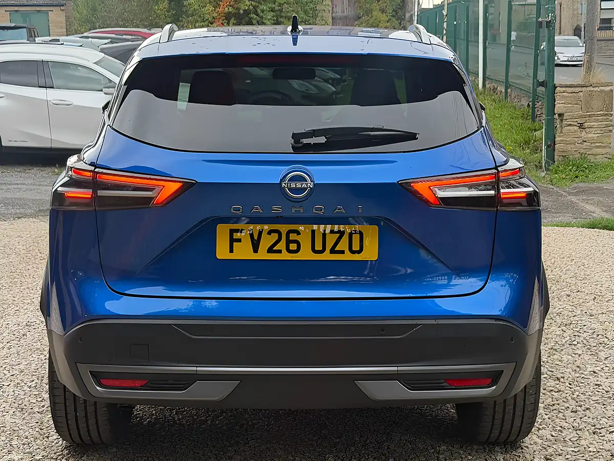 Used 2026 Nissan Qashqai N-Connecta Blue - Interior and Exterior details 6