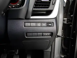Used 2026 Nissan Qashqai N-Connecta Grey - Interior and Exterior details 10