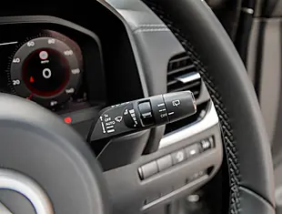 Used 2026 Nissan Qashqai N-Connecta Grey - Interior and Exterior details 11