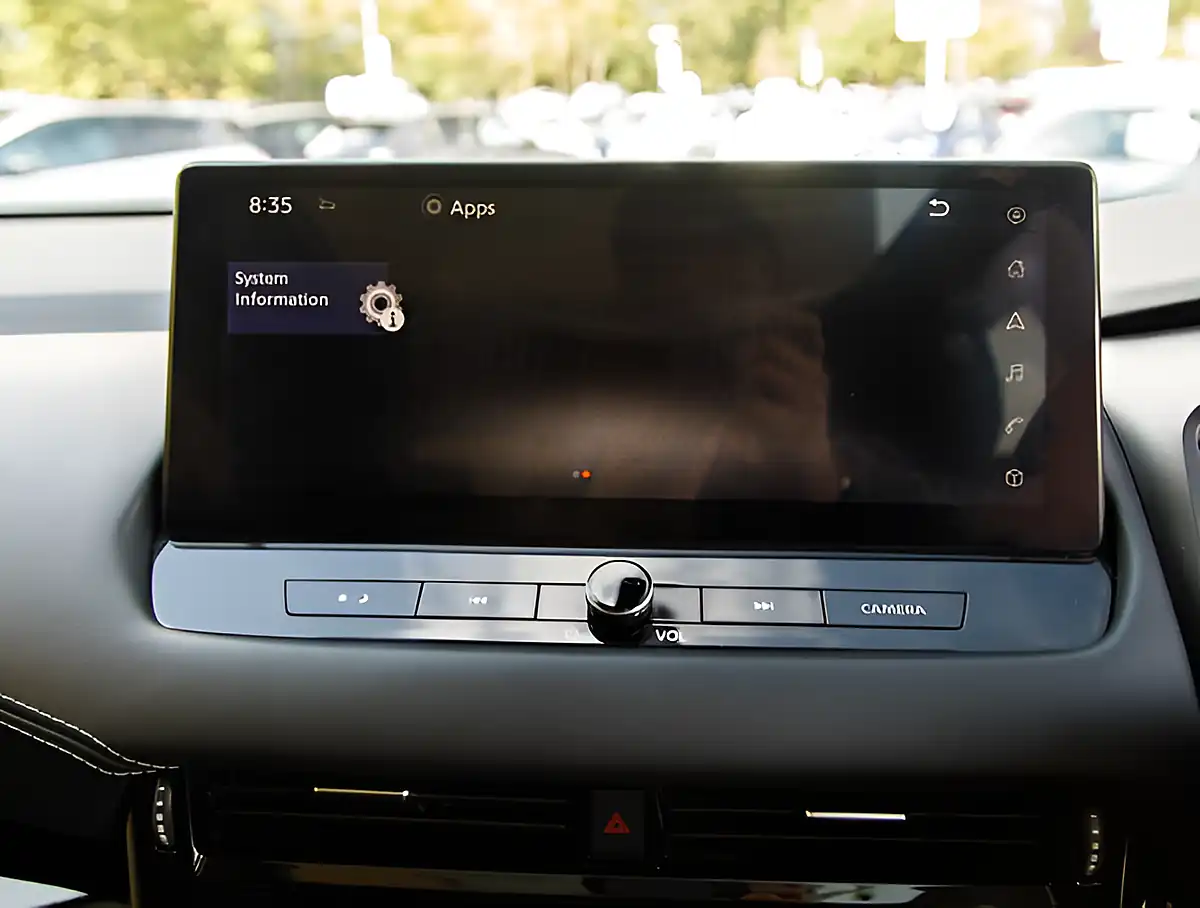Used 2026 Nissan Qashqai N-Connecta Grey - Interior and Exterior details 15