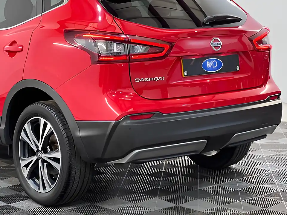 Used 2026 Nissan Qashqai N-Connecta Red - Interior and Exterior details 18
