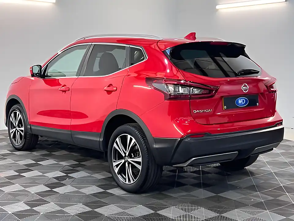 Used 2026 Nissan Qashqai N-Connecta Red - Interior and Exterior details 7