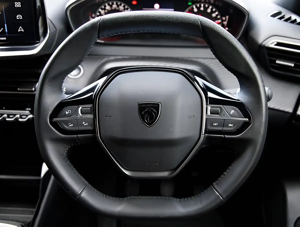 Used 2026 Peugeot 2008 Active Black - Interior and Exterior details 12