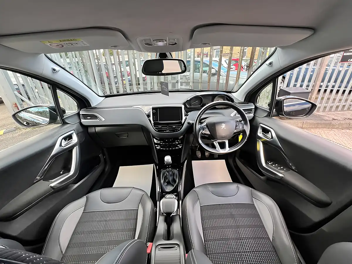 Used 2026 Peugeot 2008 Allure Black - Interior and Exterior details 12