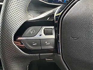 Used 2026 Peugeot 2008 GT Premium White - Interior and Exterior details 17