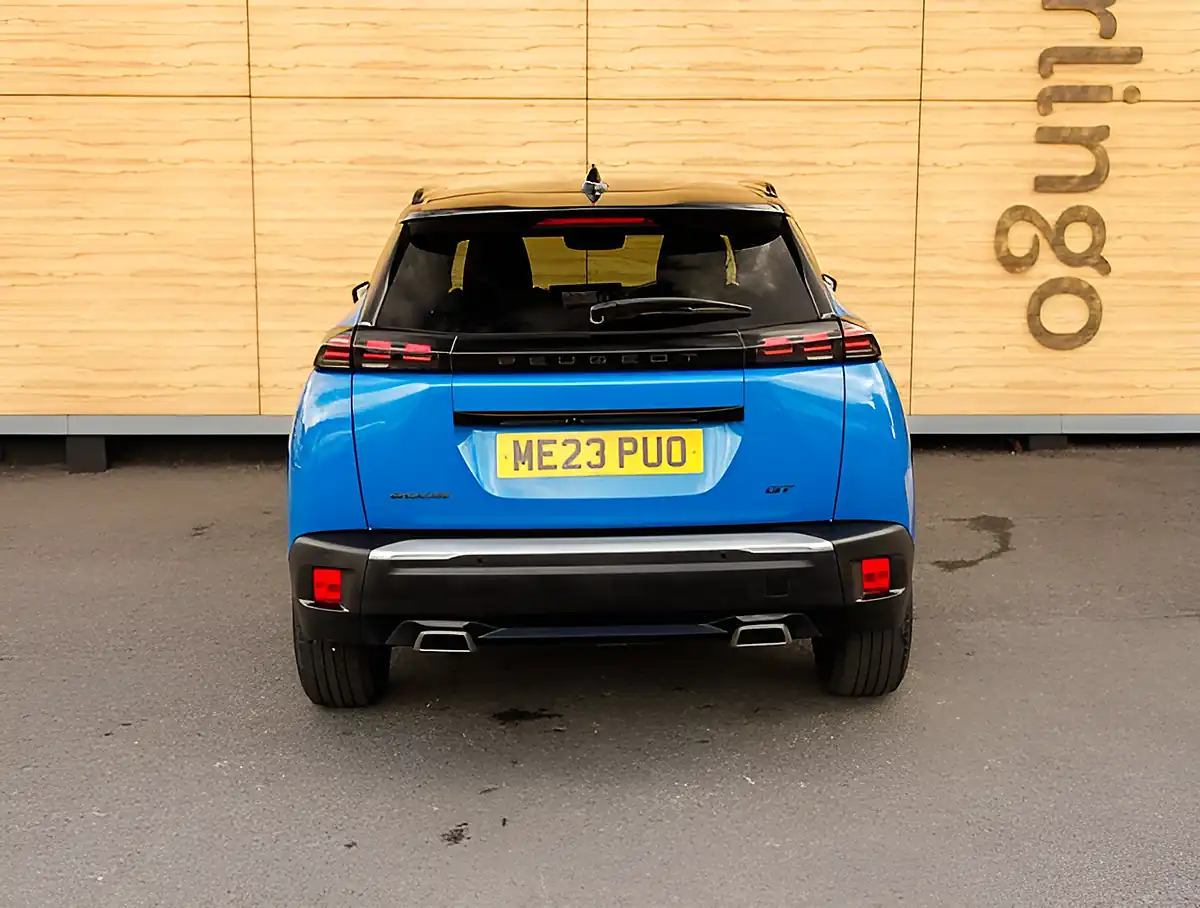 Used 2026 Peugeot 2008 GT Vertigo Blue - Interior and Exterior details 8
