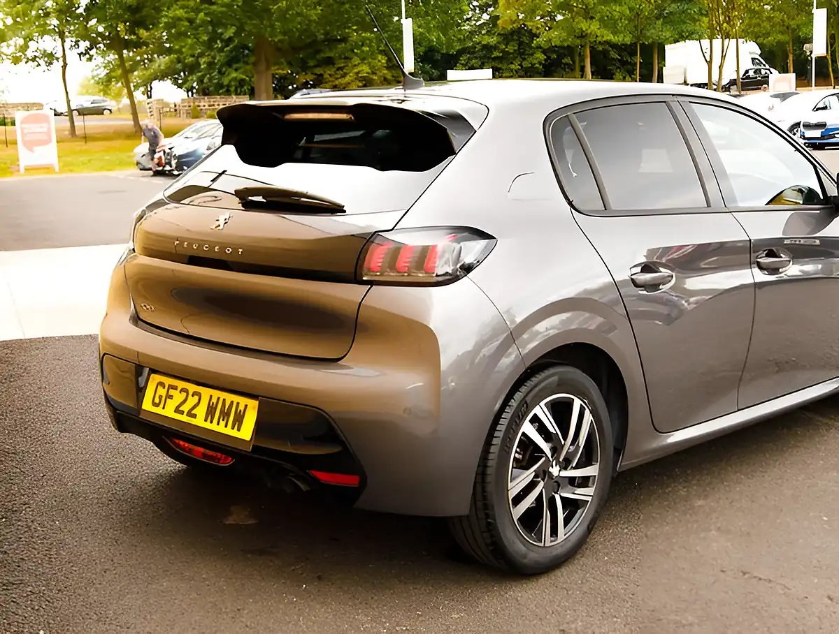 Used 2026 Peugeot 208 Allure Premium S/S Grey - Interior and Exterior details 8