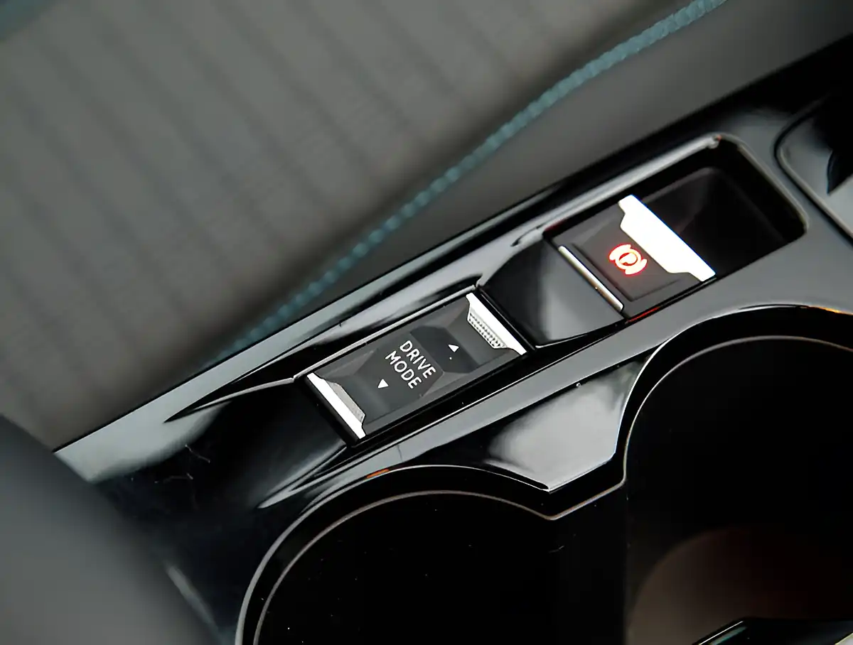 Used 2026 Peugeot 208 Allure Red - Interior and Exterior details 18