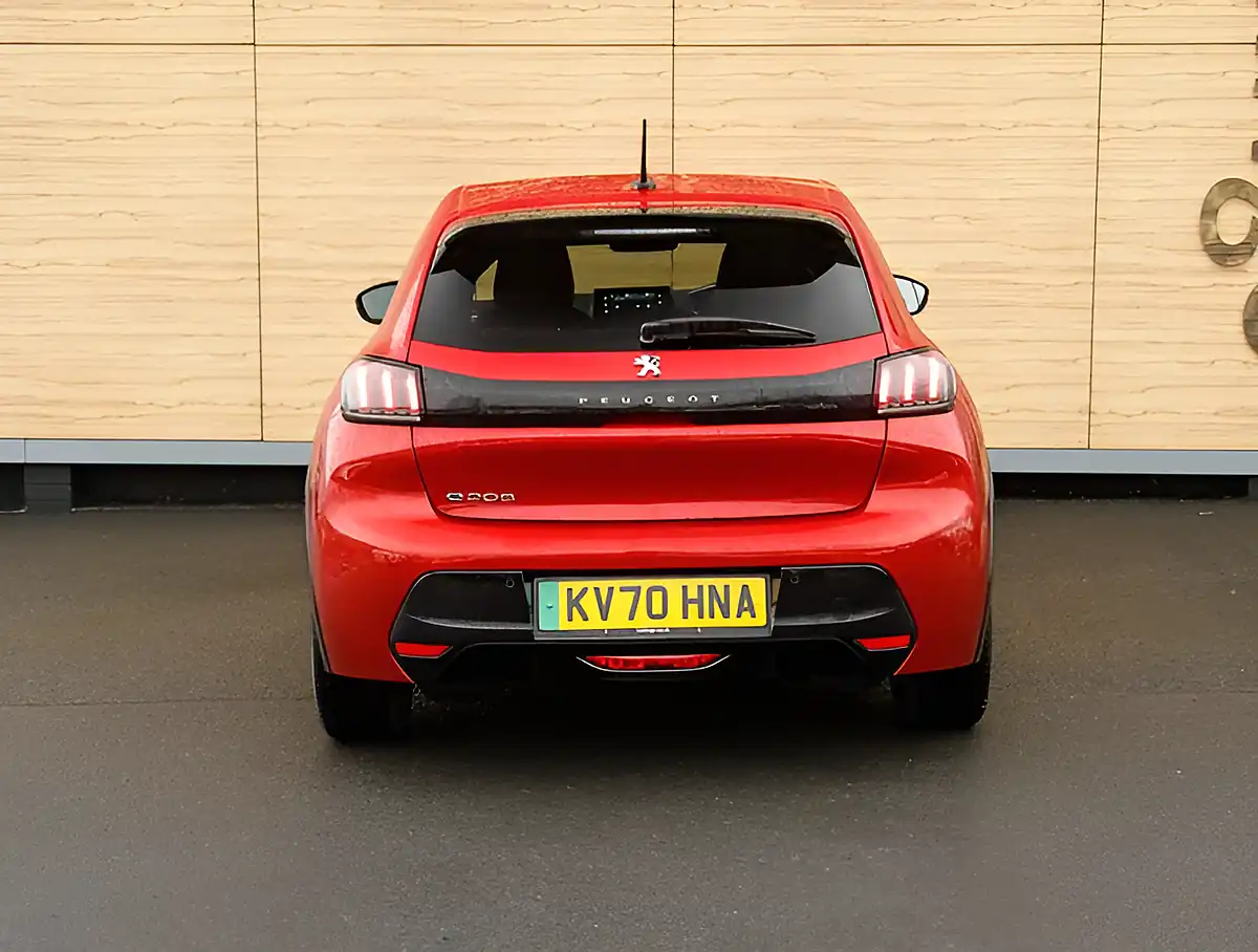 Used 2026 Peugeot 208 Allure Red - Interior and Exterior details 6